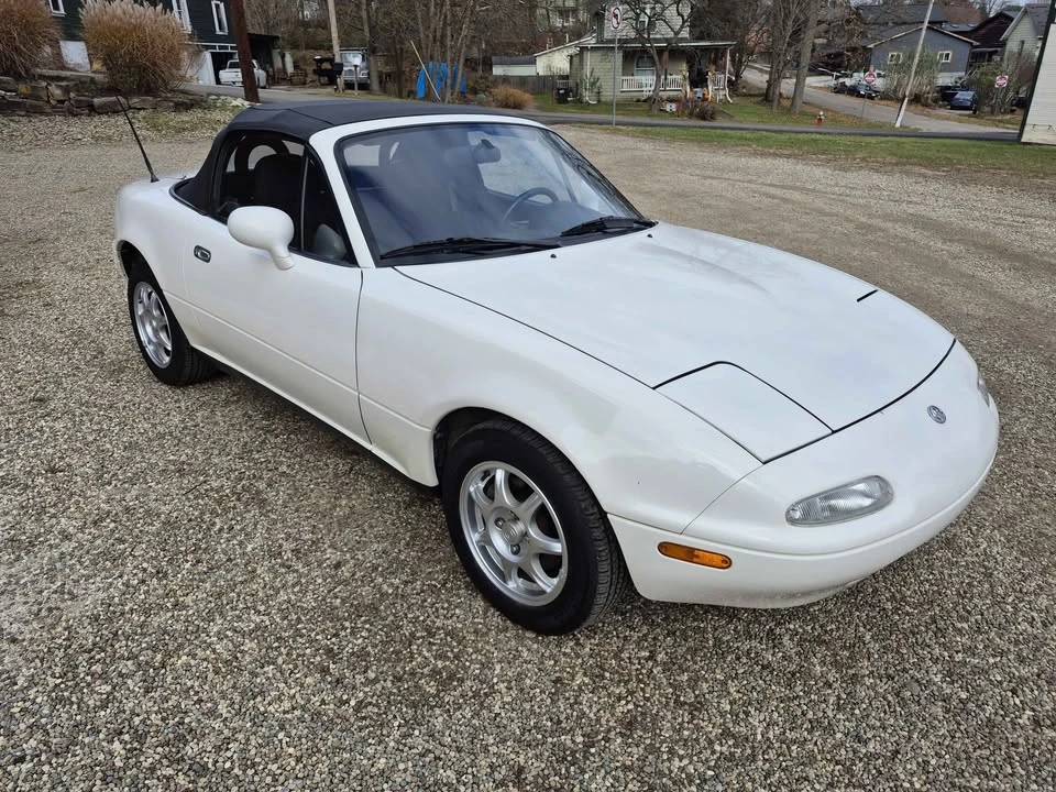1996 Mazda NA MX-5 Miata - Image 5 of 17