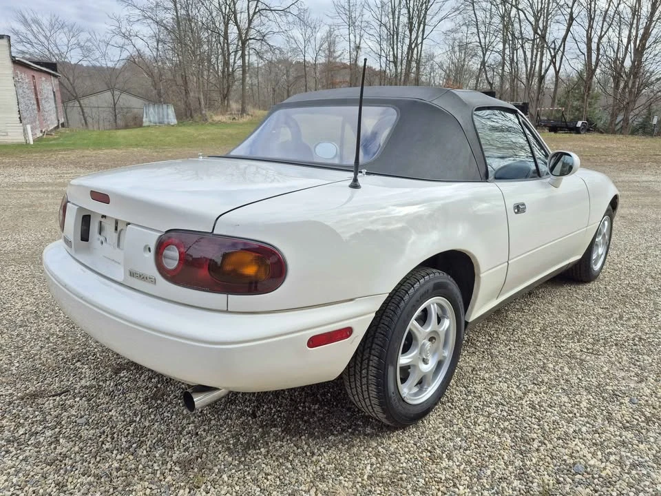 1996 Mazda NA MX-5 Miata - Image 3 of 17