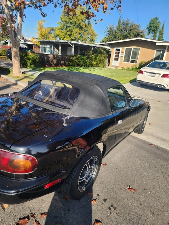 1996 Mazda NA MX-5 Miata - Image 5 of 7