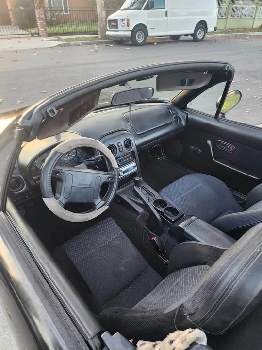 1996 Mazda NA MX-5 Miata - Image 2 of 7