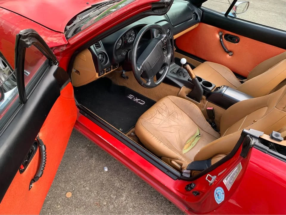 1996 Mazda NA MX-5 Miata - Image 7 of 12