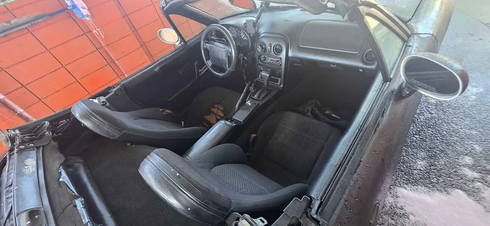 1996 Mazda NA MX-5 Miata - Image 4 of 5