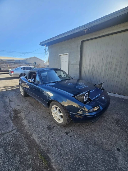 1996 Mazda NA MX-5 Miata - Image 3 of 10