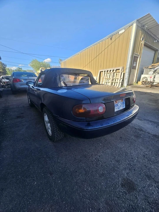 1996 Mazda NA MX-5 Miata - Image 4 of 10