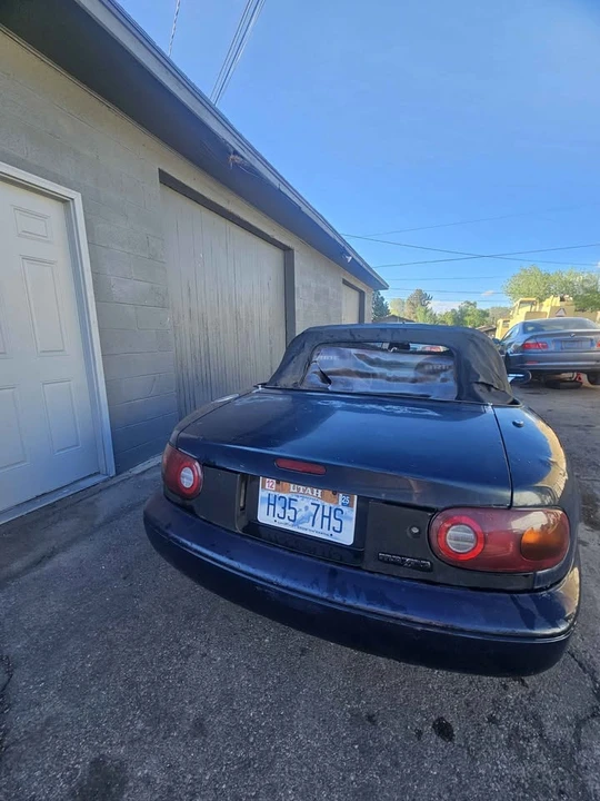 1996 Mazda NA MX-5 Miata - Image 6 of 10