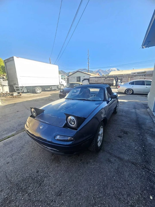1996 Mazda NA MX-5 Miata - Image 2 of 10