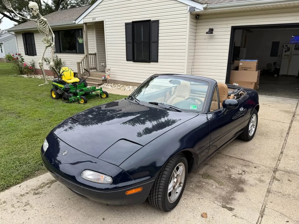 1996 Mazda NA MX-5 Miata - Image 2 of 13