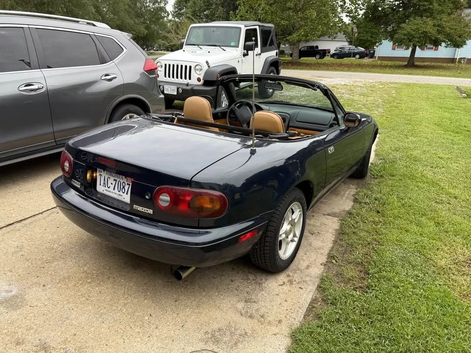 1996 Mazda NA MX-5 Miata - Image 11 of 13