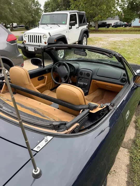 1996 Mazda NA MX-5 Miata - Image 10 of 10