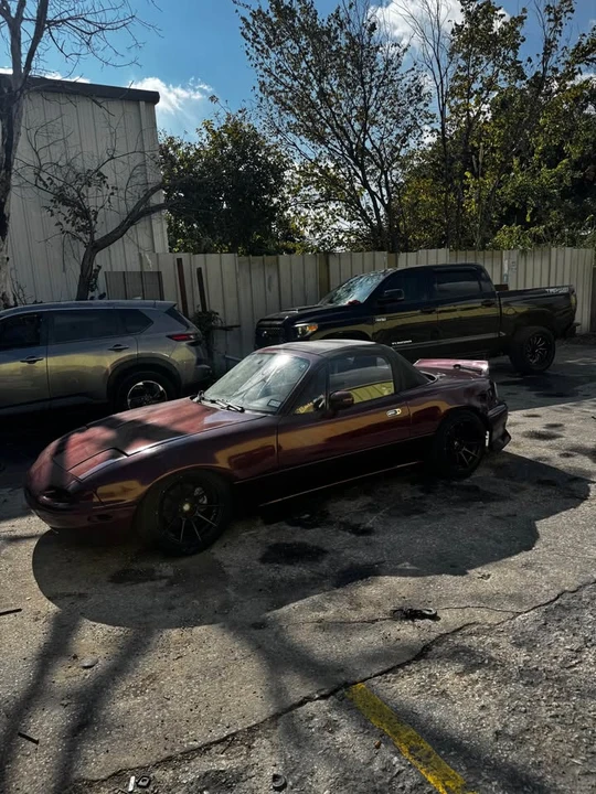 1996 Mazda NA MX-5 Miata - Image 7 of 9