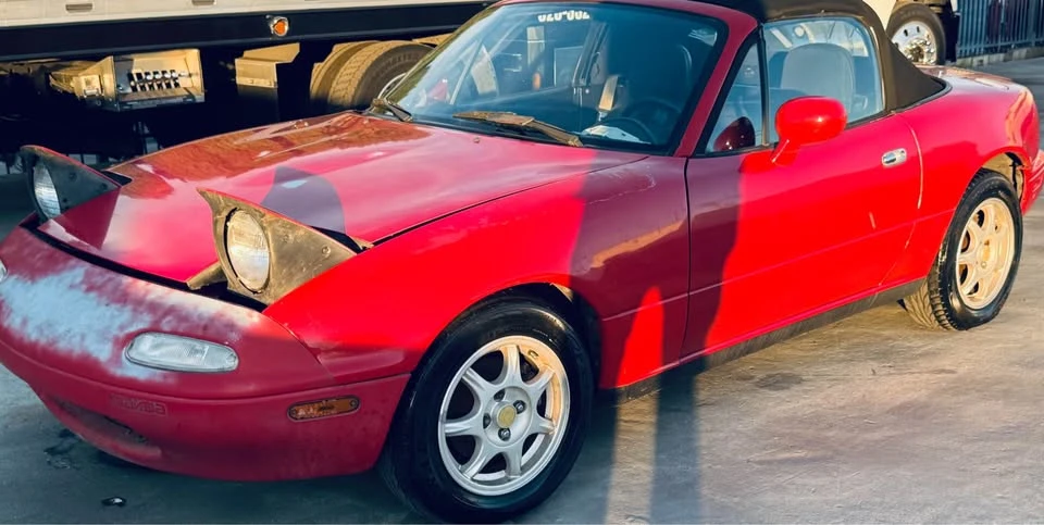1996 Mazda NA MX-5 Miata - Image 5 of 6