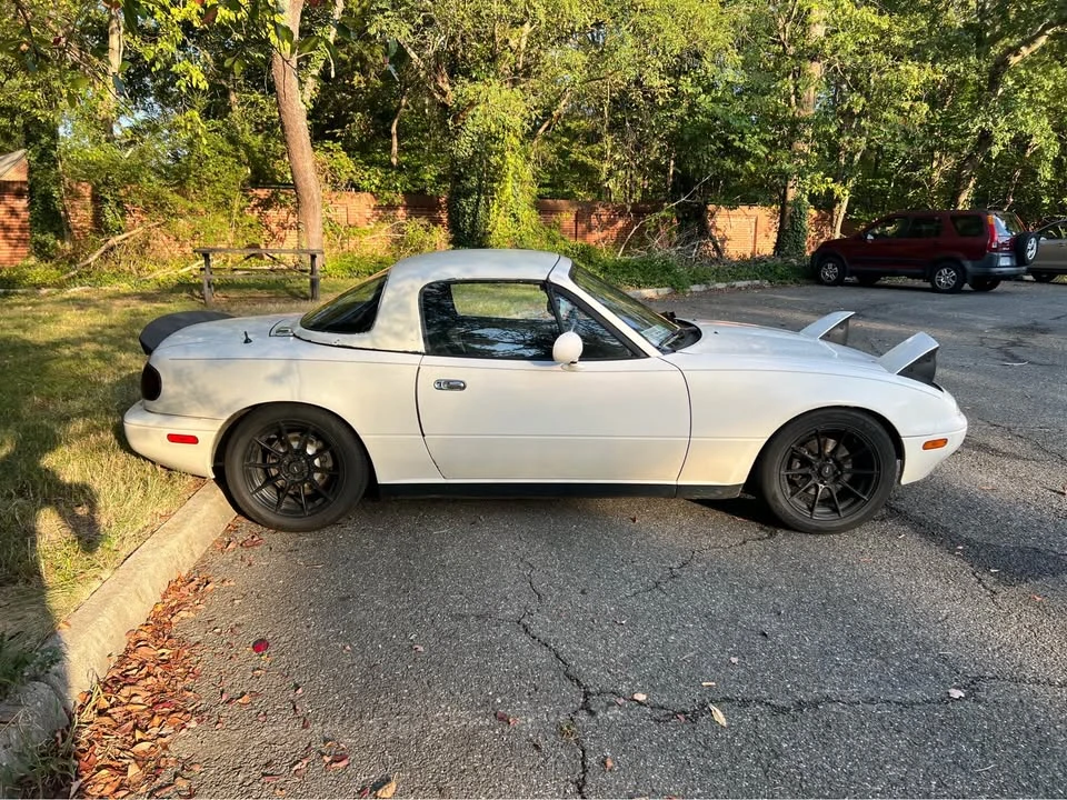 1996 Mazda NA MX-5 Miata - Image 6 of 14