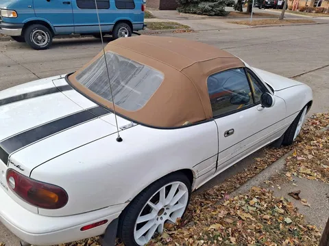 1996 Mazda MX-5 Miata RF Club