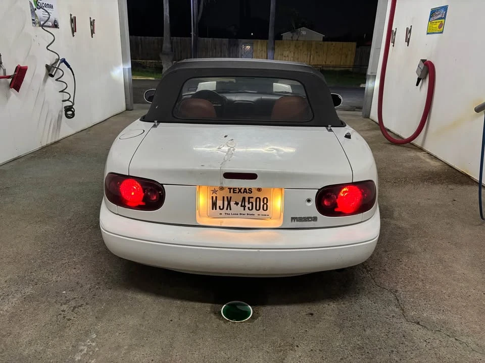 1996 Mazda NA MX-5 Miata - Image 5 of 5
