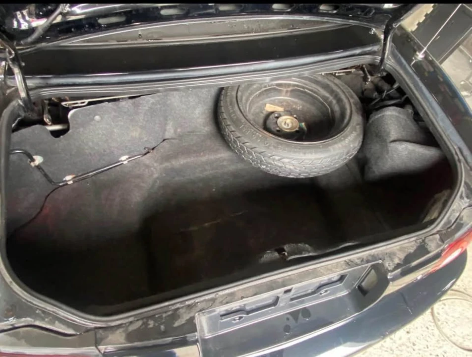 1996 Mazda NA MX-5 Miata - Image 8 of 9