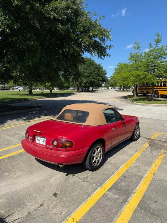 1996 Mazda NA MX-5 Miata - Image 6 of 8