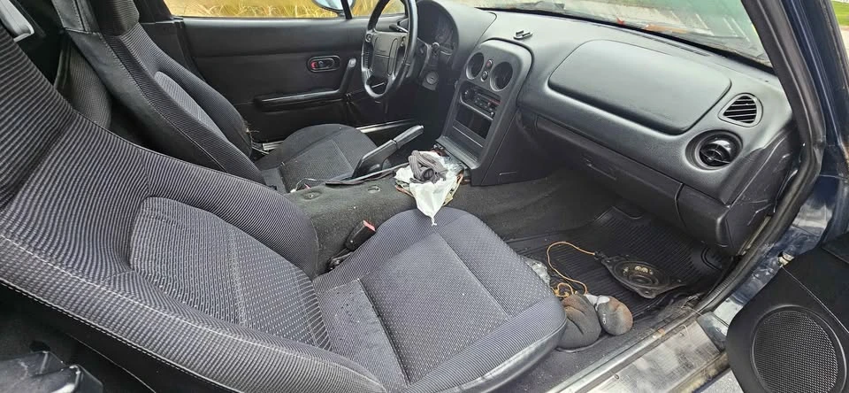 1996 Mazda NA MX-5 Miata - Image 11 of 19