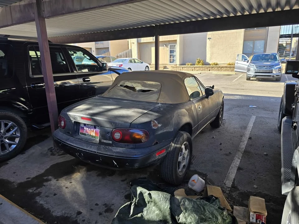1996 Mazda NA MX-5 Miata - Image 4 of 5