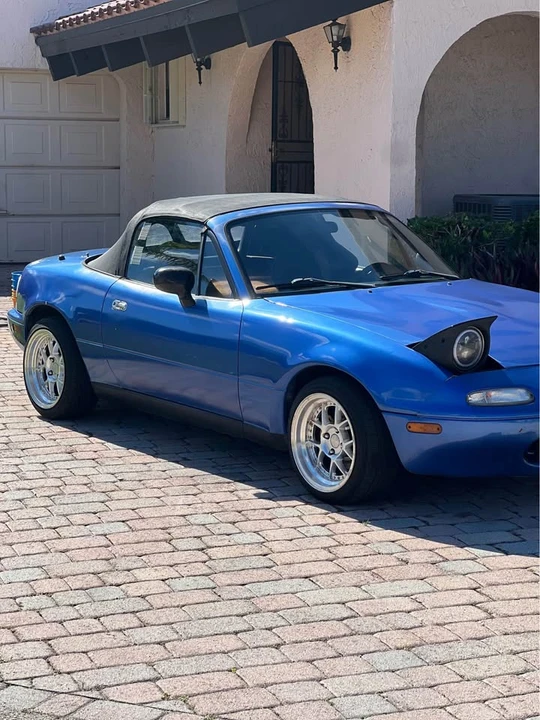 1996 Mazda NA MX-5 Miata - Image 3 of 8