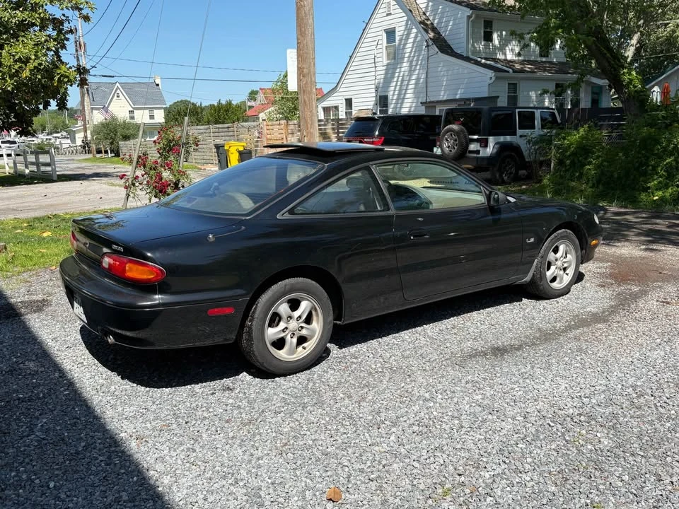 1996 Mazda MX-6 2nd Gen - Image 2 of 9