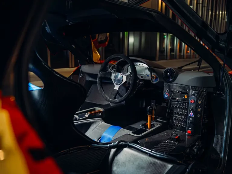 1996 McLaren F1 - Image 27 of 31