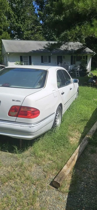 1996 Mercedes-Benz W124 E-Class - Image 5 of 20