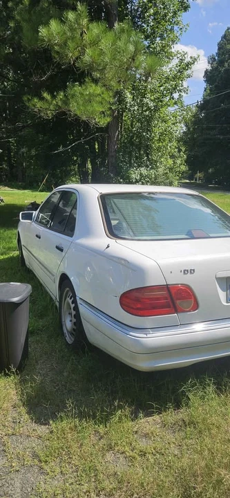 1996 Mercedes-Benz W124 E-Class - Image 6 of 20