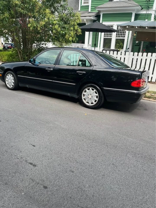 1996 Mercedes-Benz W124 E-Class - Image 8 of 8