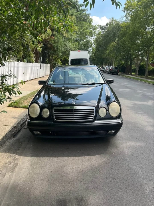 1996 Mercedes-Benz W124 E-Class - Image 7 of 8