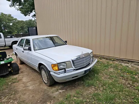 1996 Mercedes-Benz 300 SE Sedan 4D