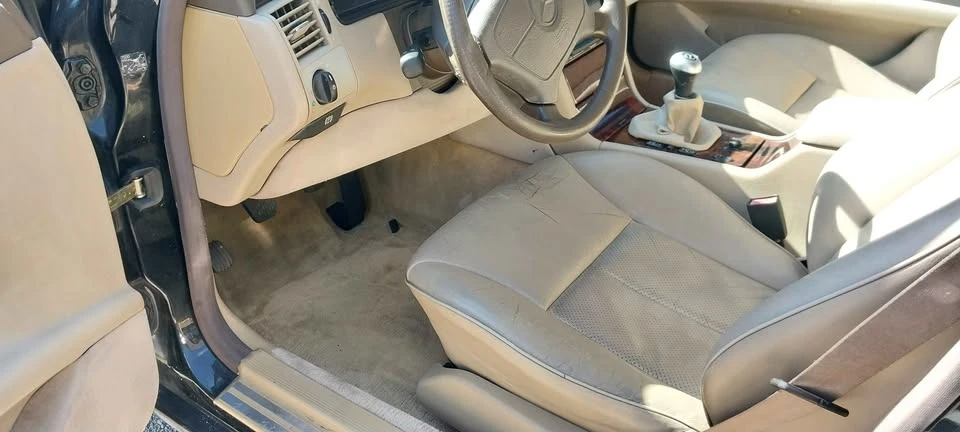 1996 Mercedes-Benz W124 E-Class - Image 8 of 19