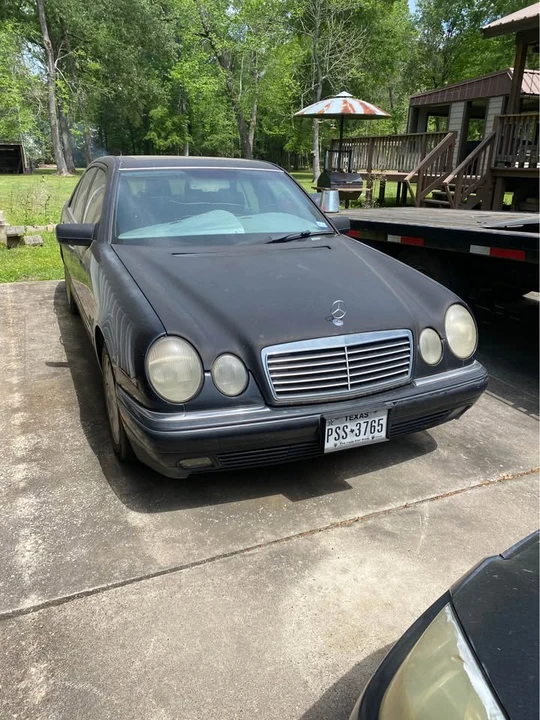 1996 Mercedes-Benz W124 E-Class - Image 2 of 5