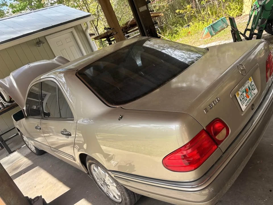 1996 Mercedes-Benz W124 E-Class - Image 6 of 12