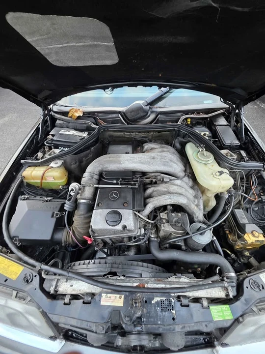 1996 Mercedes-Benz W124 E-Class - Image 8 of 8