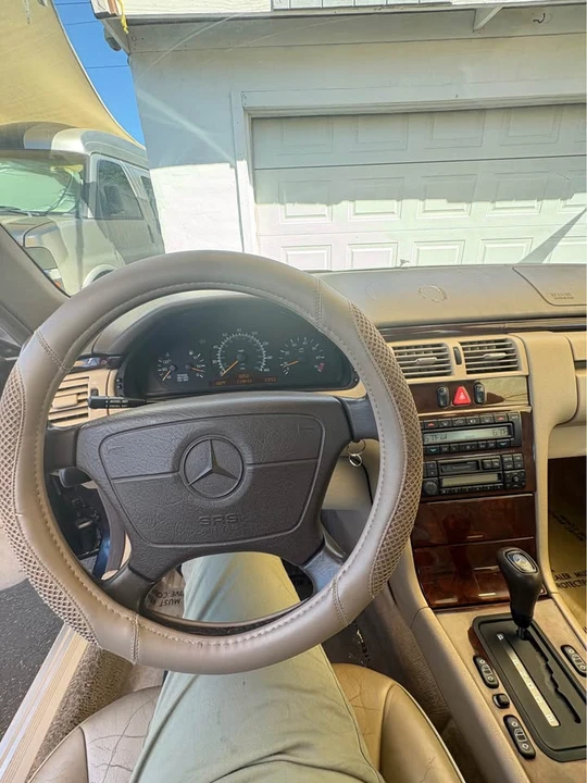 1996 Mercedes-Benz W124 E-Class - Image 11 of 13