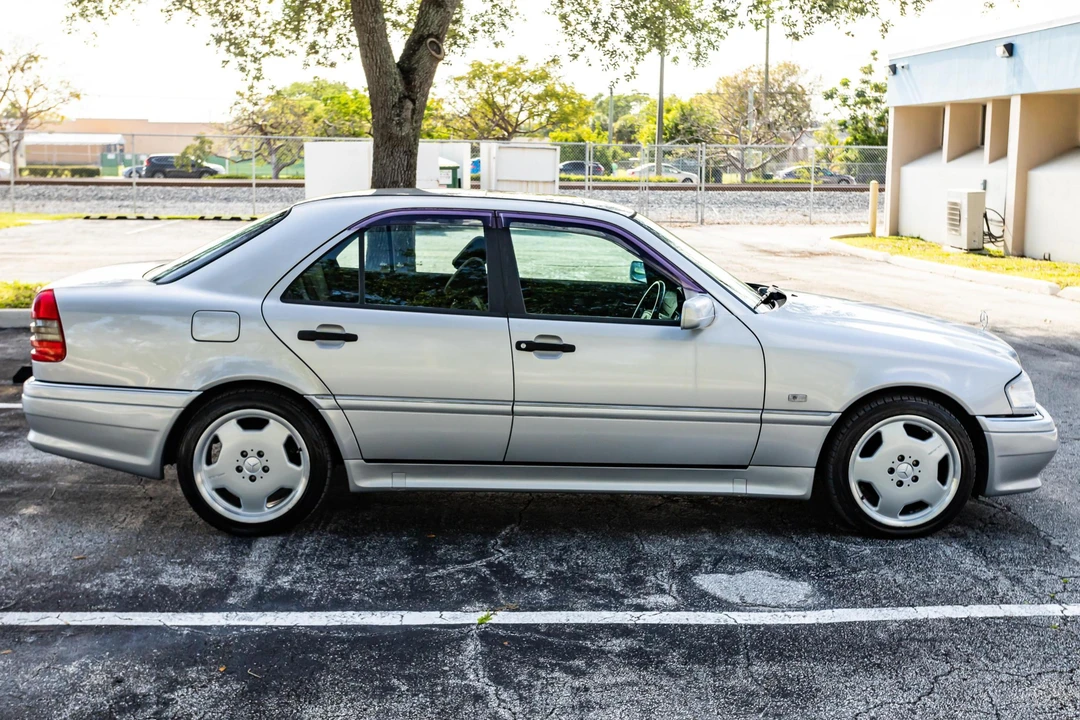 1996 Mercedes-Benz W202 C-Class - Image 3 of 31