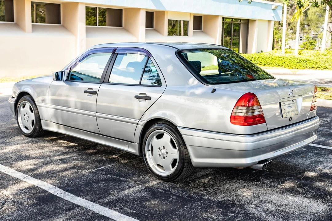 1996 Mercedes-Benz W202 C-Class - Image 4 of 31