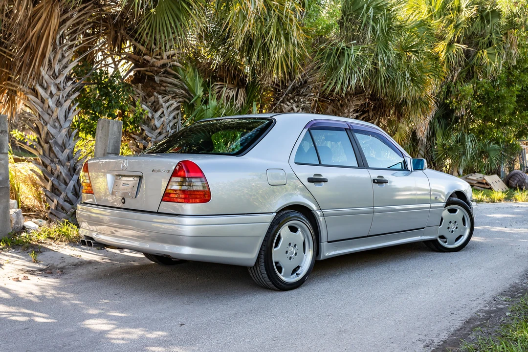 1996 Mercedes-Benz W202 C-Class - Image 9 of 31