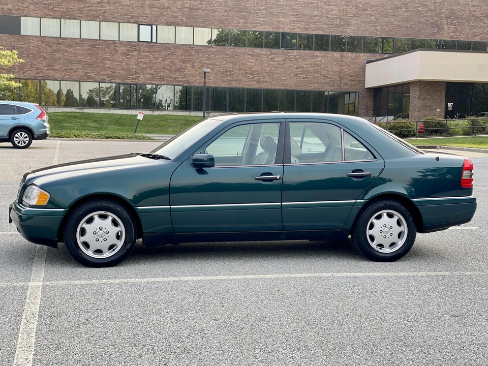 1996 Mercedes-Benz W202 C-Class - Image 13 of 31
