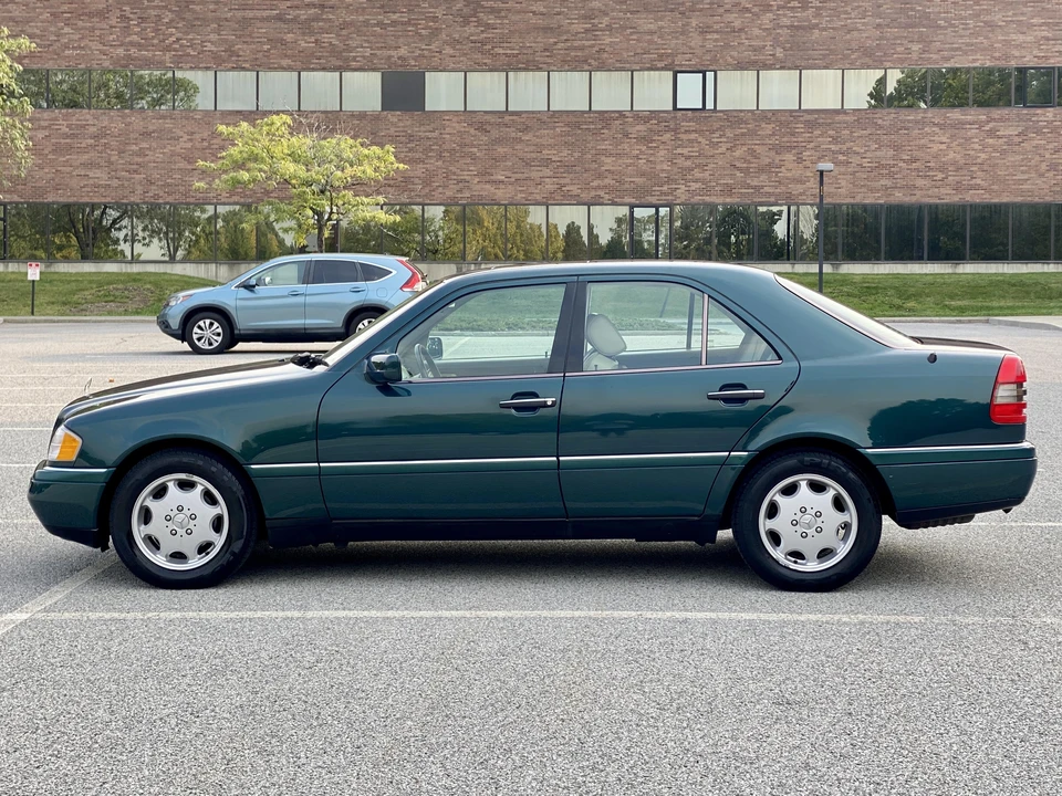 1996 Mercedes-Benz W202 C-Class - Image 16 of 31