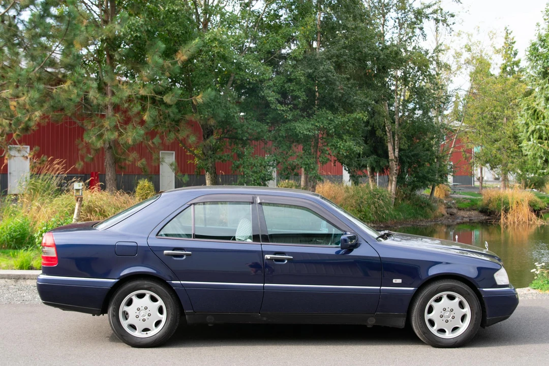 1996 Mercedes-Benz W202 C-Class - Image 17 of 31