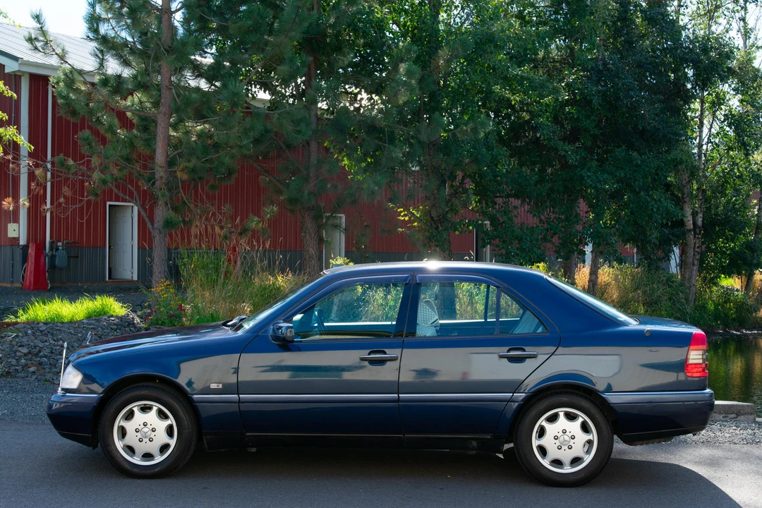 1996 Mercedes-Benz W202 C-Class - Image 10 of 31