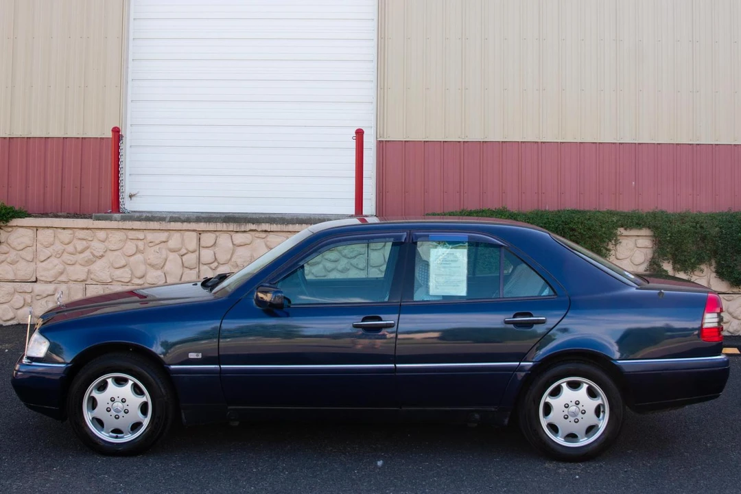 1996 Mercedes-Benz W202 C-Class - Image 3 of 31