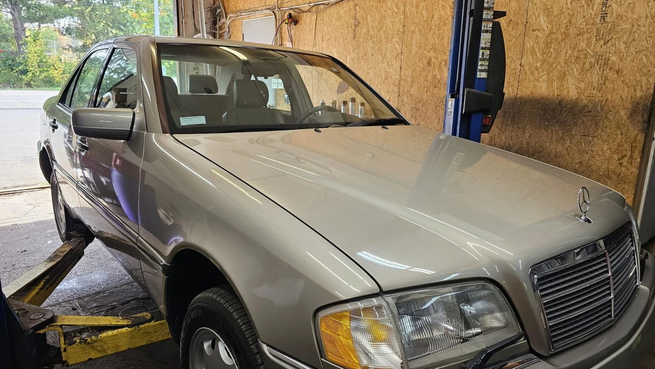 1996 Mercedes-Benz W202 C-Class - Image 27 of 31