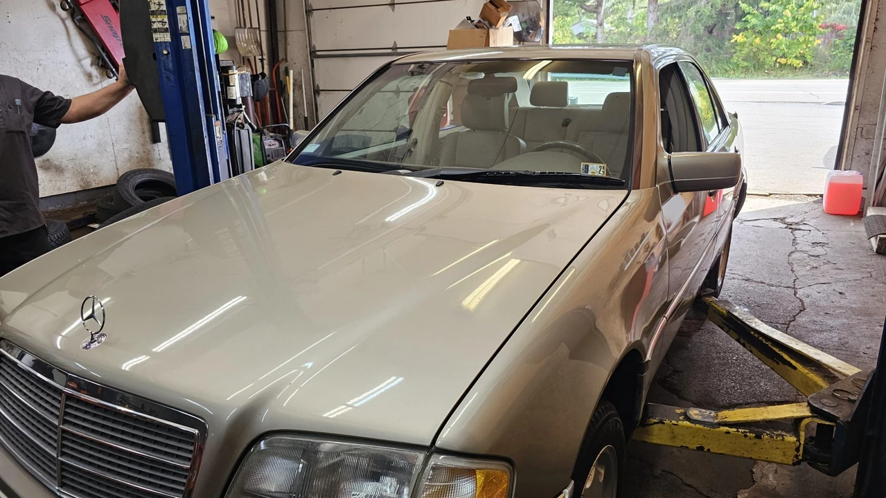 1996 Mercedes-Benz W202 C-Class - Image 16 of 31