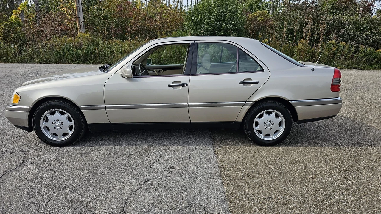1996 Mercedes-Benz W202 C-Class - Image 5 of 31