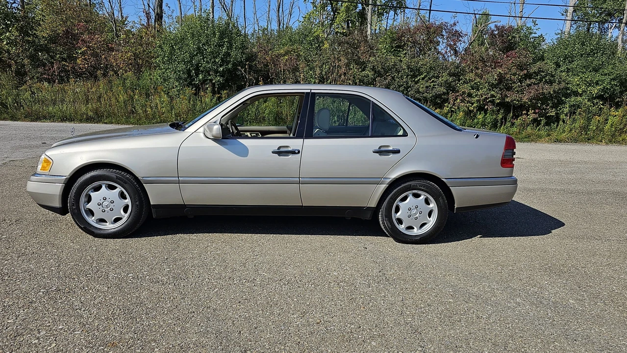 1996 Mercedes-Benz W202 C-Class - Image 6 of 31