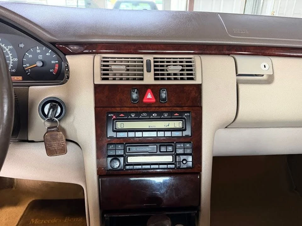 1996 Mercedes-Benz W210 E-Class - Image 19 of 19
