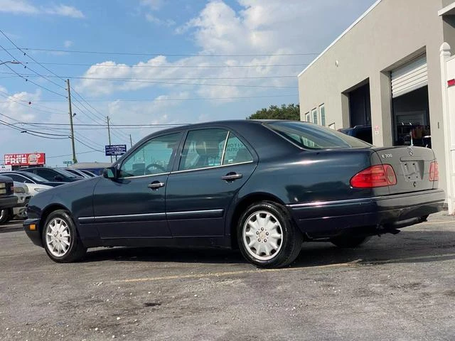 1996 Mercedes-Benz W210 E-Class - Image 4 of 12
