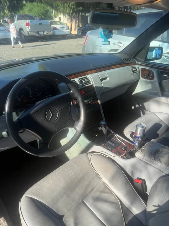1996 Mercedes-Benz W124 E-Class - Image 5 of 8